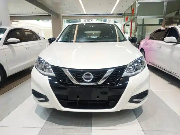 Nissan Tiida 2023