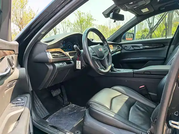 Cadillac CT6 2018