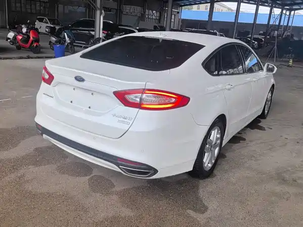 Ford Mondeo 2014