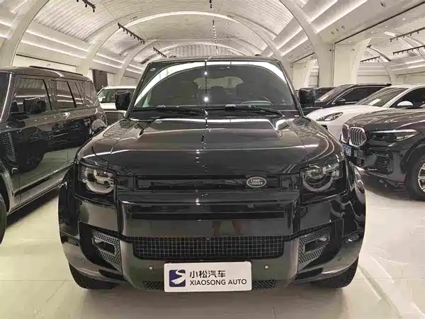 Land Rover Defender 2026