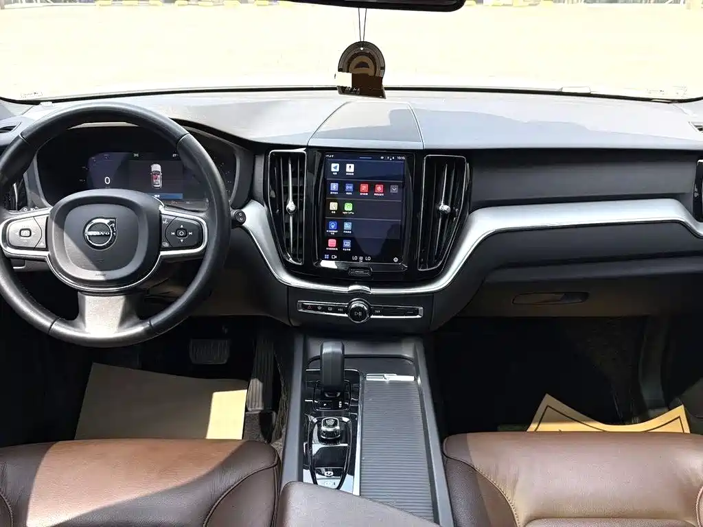 Volvo XC60 2023