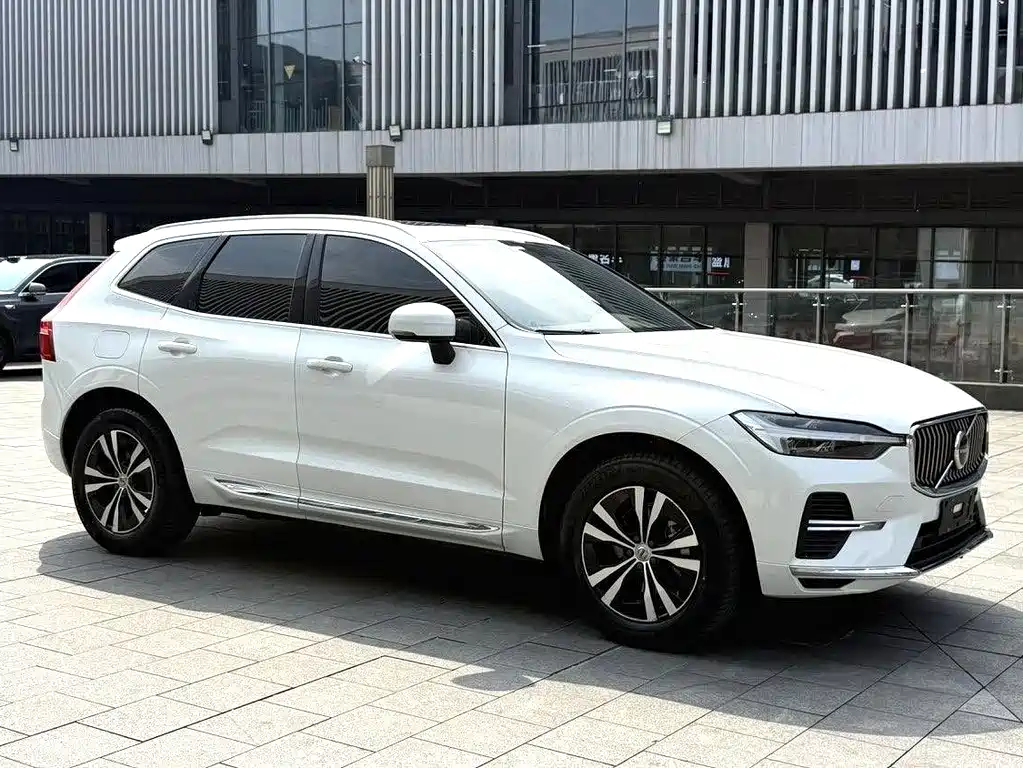 Volvo XC60 2023