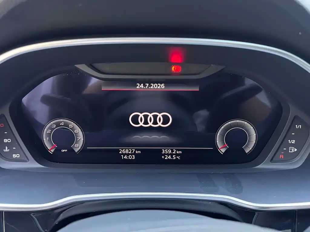 Audi Q3 2022 — фото 14