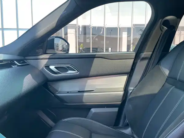 Land Rover Range Rover Velar 2018