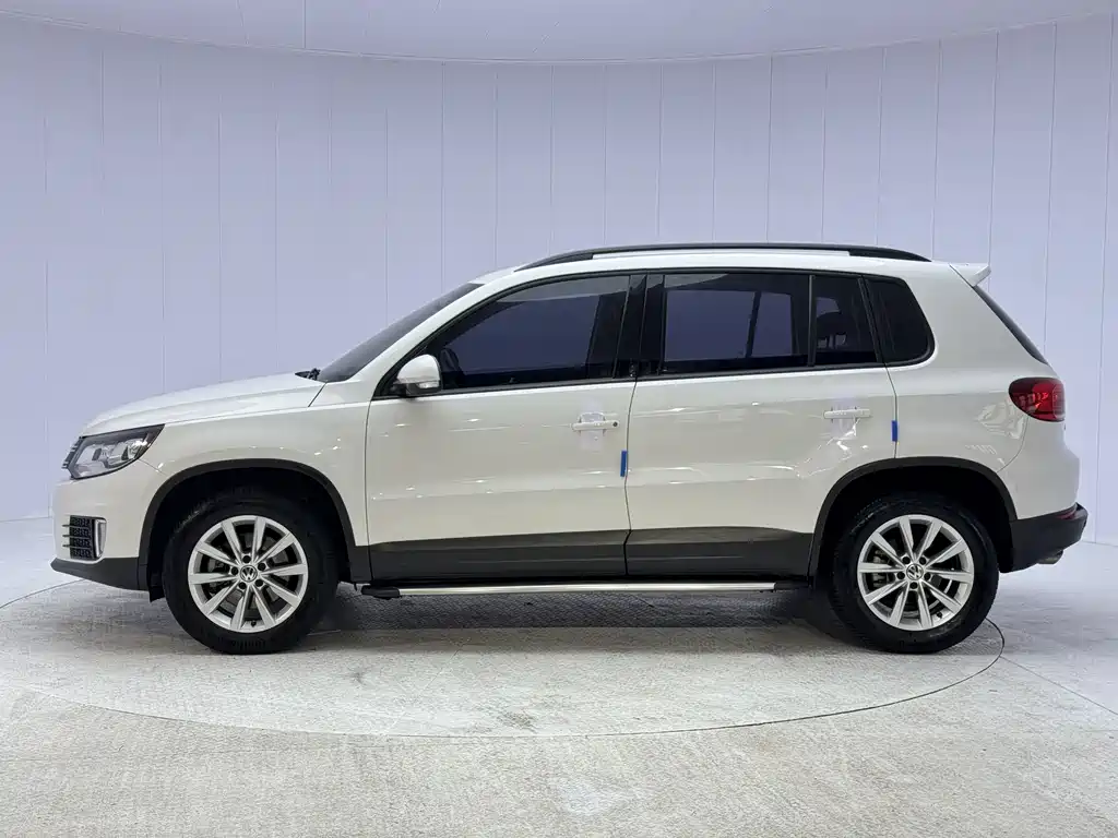 Volkswagen Tiguan 2019 — фото 13