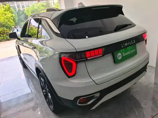 Lynk & Co 01 2019
