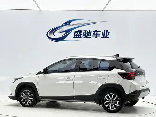 Toyota Yaris L 2022