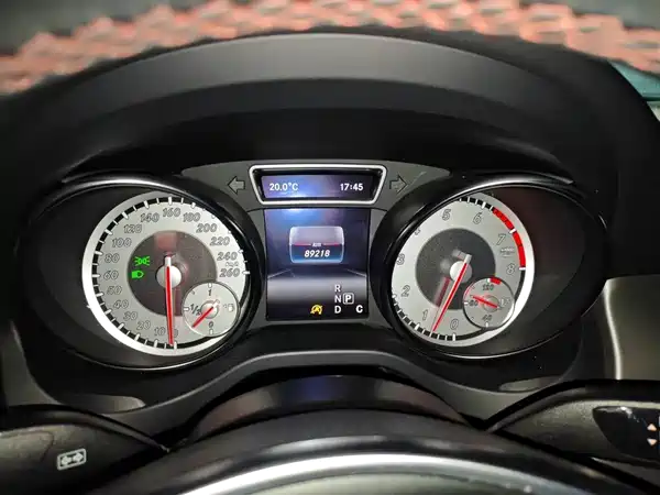 Mercedes-Benz CLA 2016