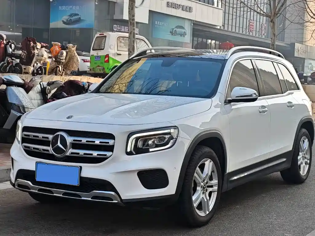 Mercedes-Benz GLB 2020 — фото 1