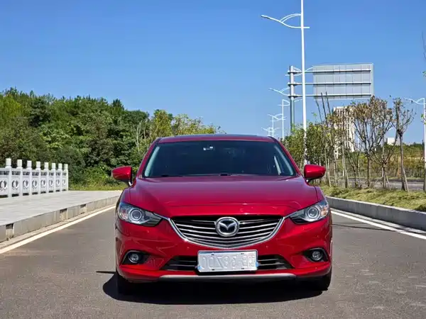 Mazda Atenza 2015