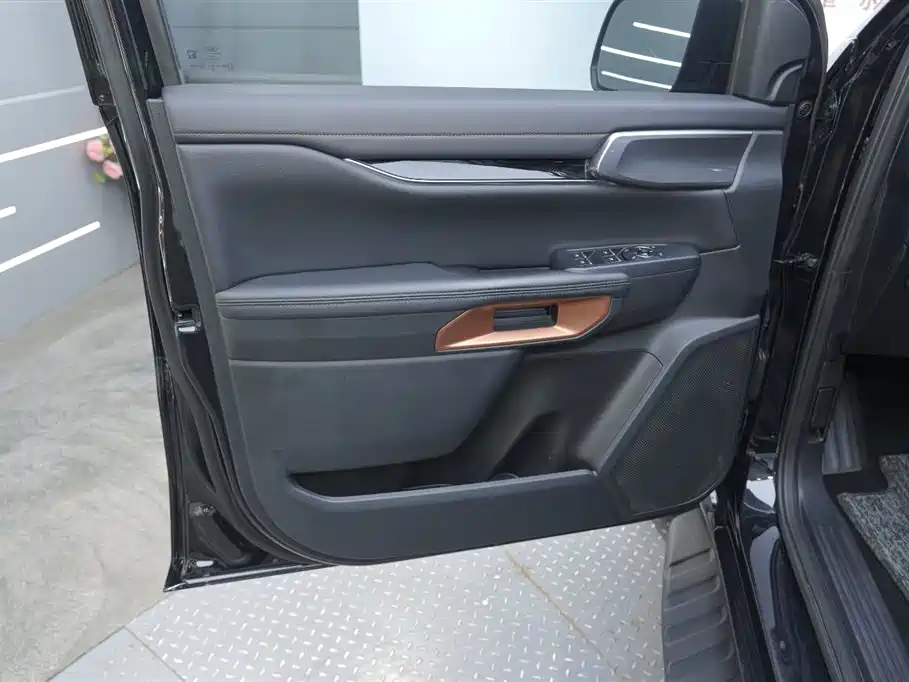 Ford Ranger 2025 — фото 16