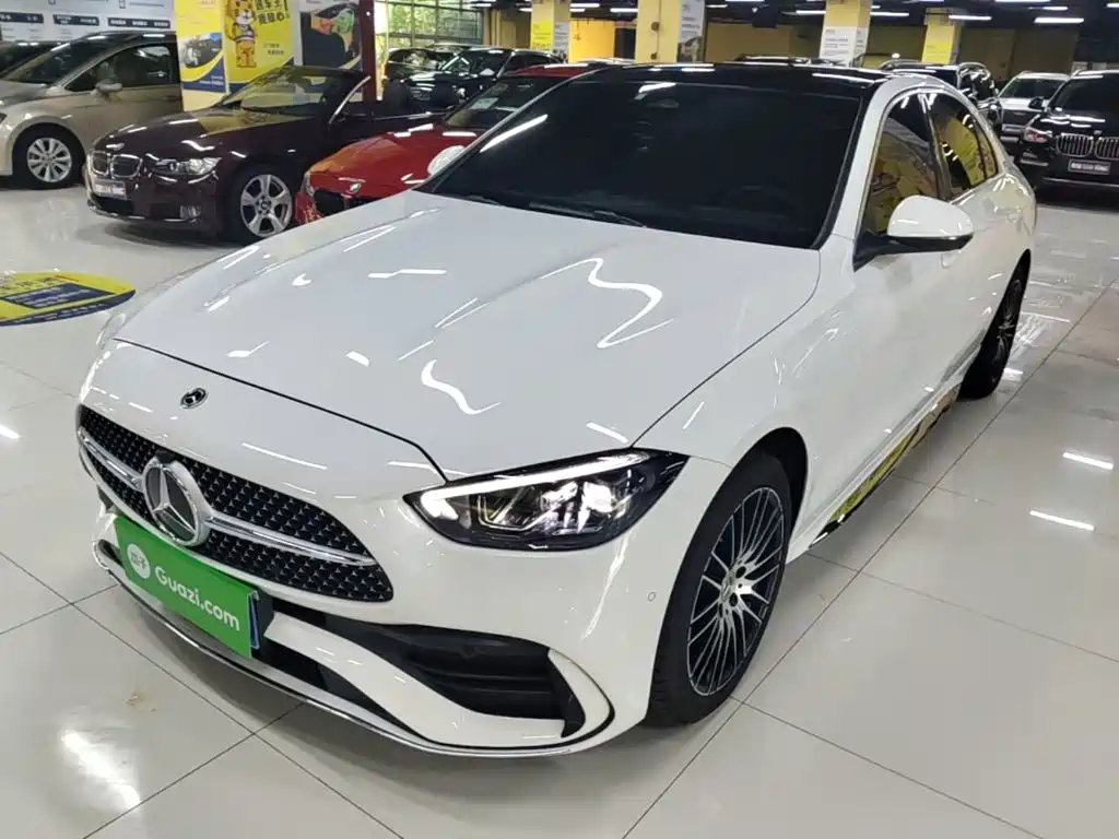 Mercedes-Benz C-Class 2025