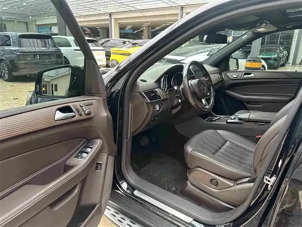 Mercedes-Benz GLE 2019