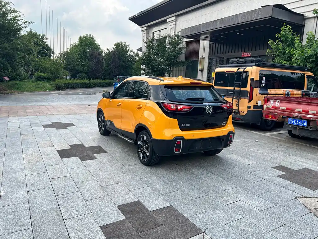 Dongfeng Fengshen AX4 2017 — фото 15