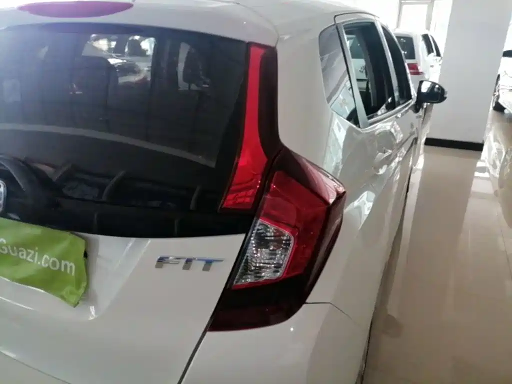 Honda Fit 2020 — фото 8