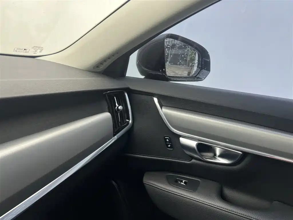 Volvo S90 2019 — фото 12