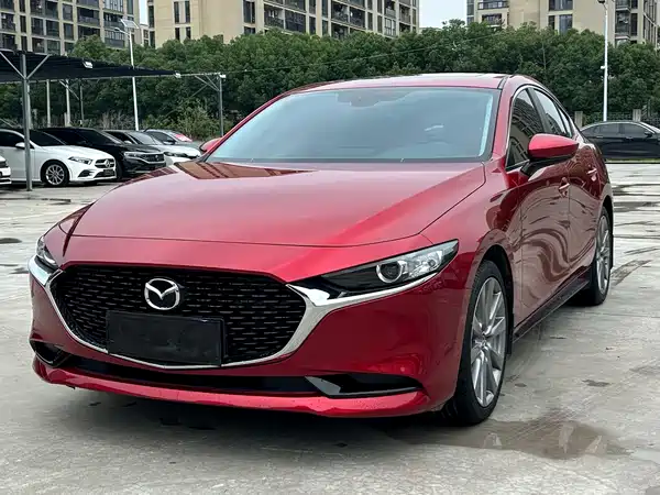 Mazda 3 Axela 2024
