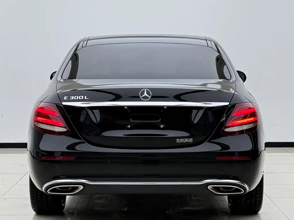 Mercedes-Benz E-Class 2020 — фото 20