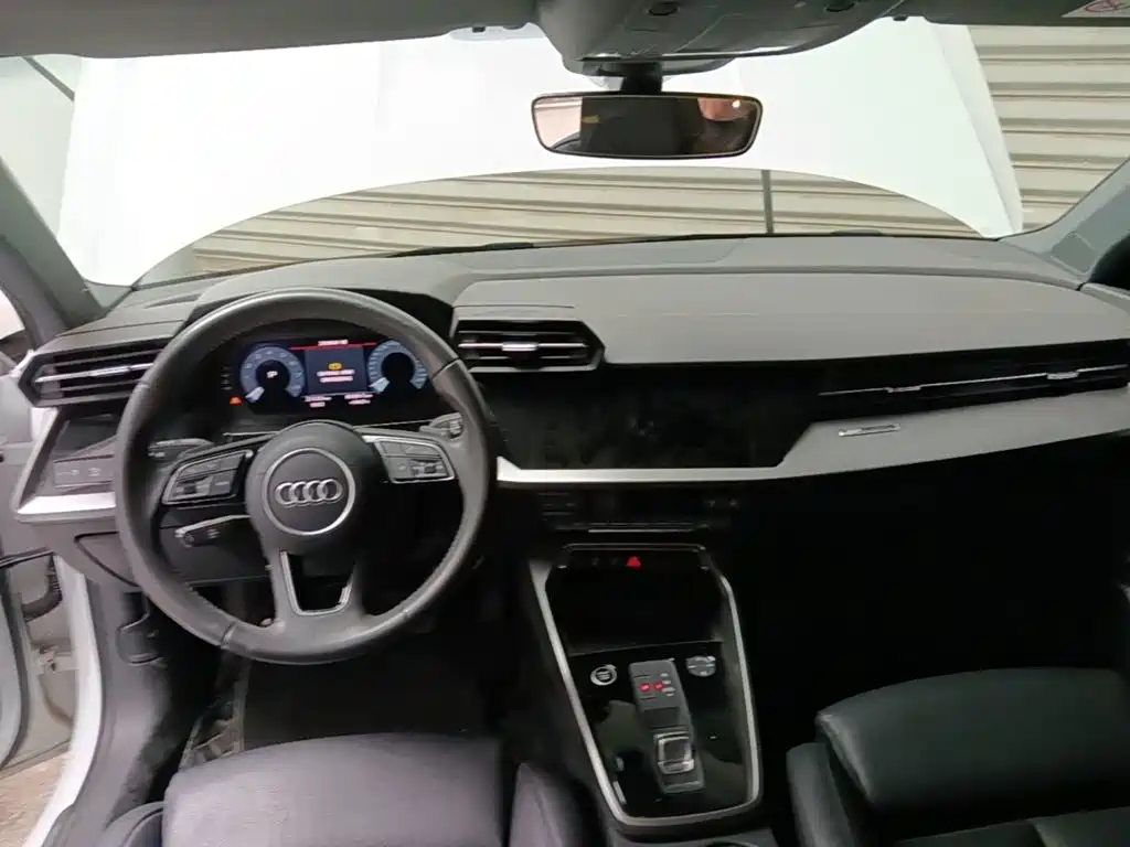 Audi A3 2021 — фото 10