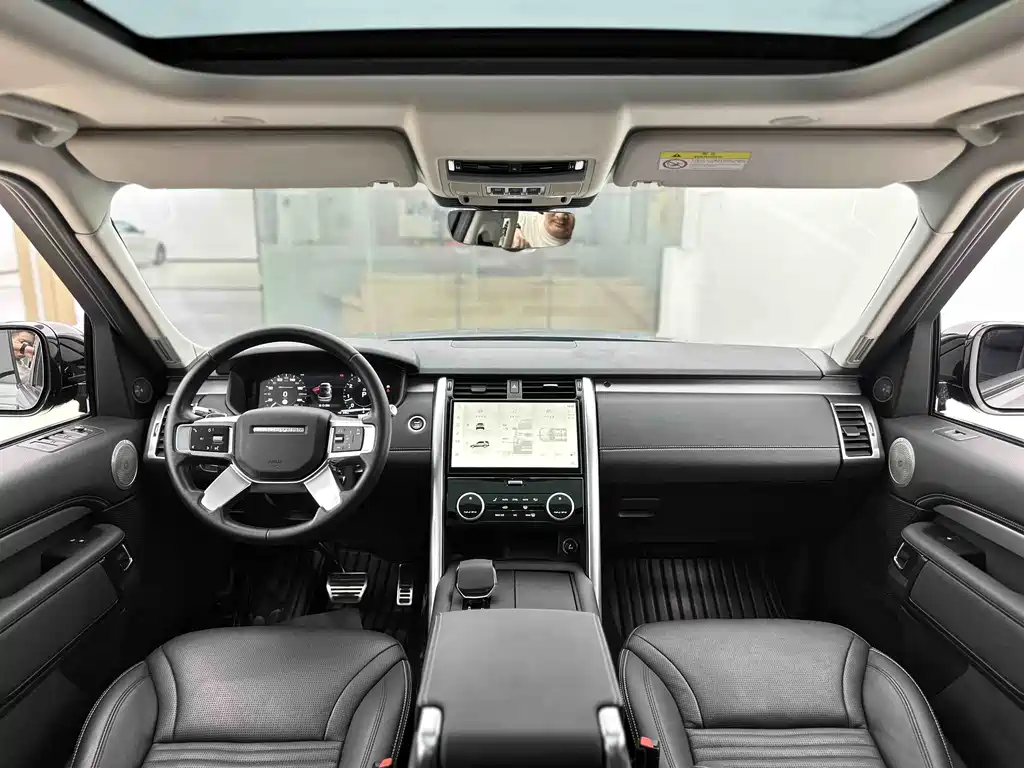 Land Rover Discovery 2021 — фото 5