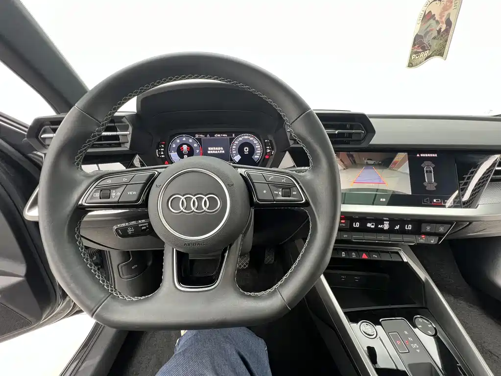Audi A3 2023 — фото 10