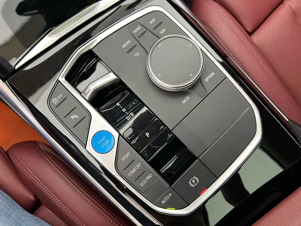 BMW i3 2022 — фото 14