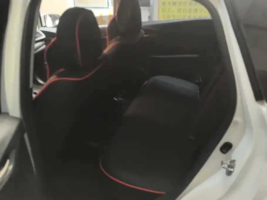 Honda Fit 2018 — фото 11