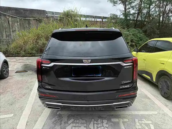 Cadillac XT6 2021