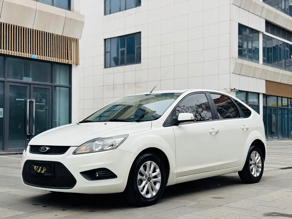Ford Focus 2016 — фото 1