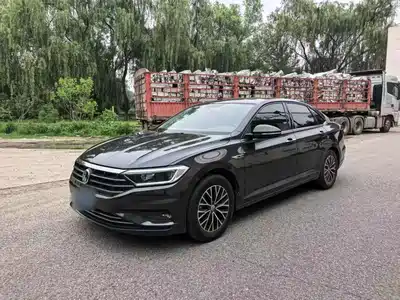 Volkswagen Sagitar 2021