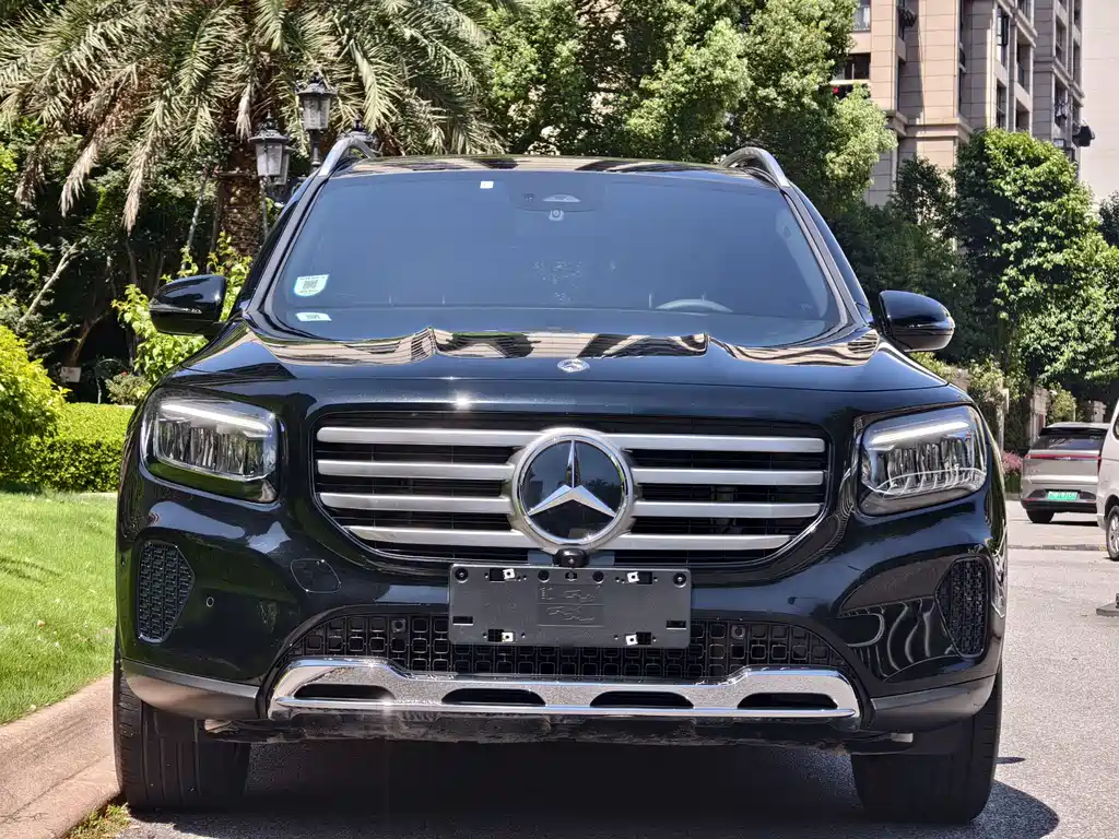 Mercedes-Benz GLB 2024