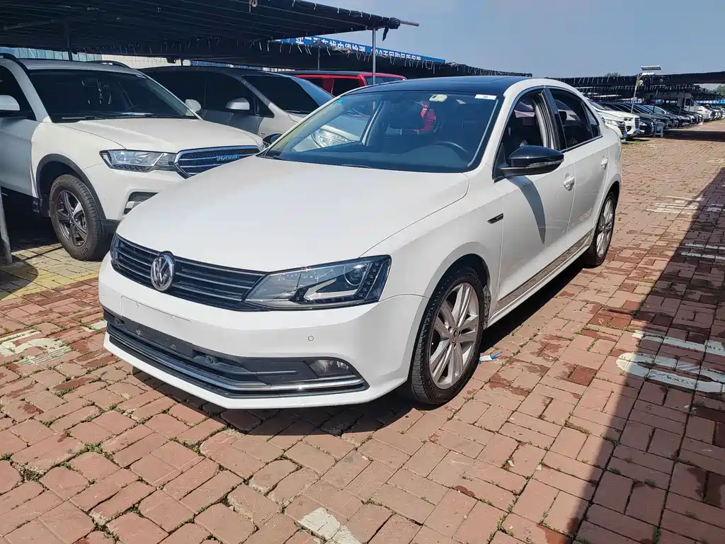 Volkswagen Sagitar 2018 — фото 1