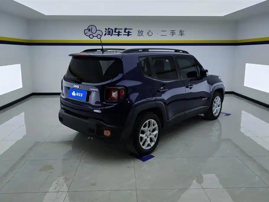 Jeep Renegade 2018 — фото 3