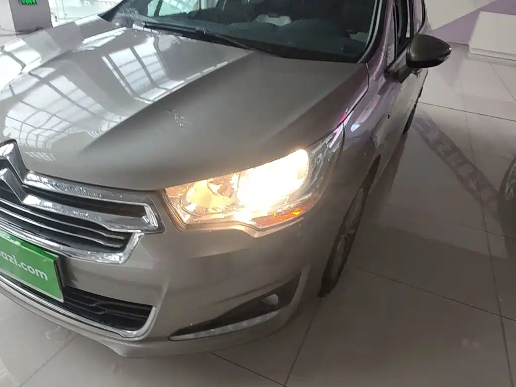 Citroën C4L 2015 — фото 24