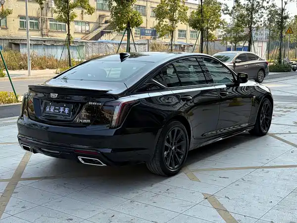 Cadillac CT5 2023