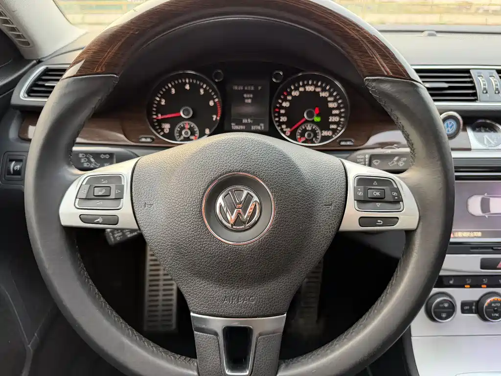 Volkswagen Magotan 2015 — фото 12