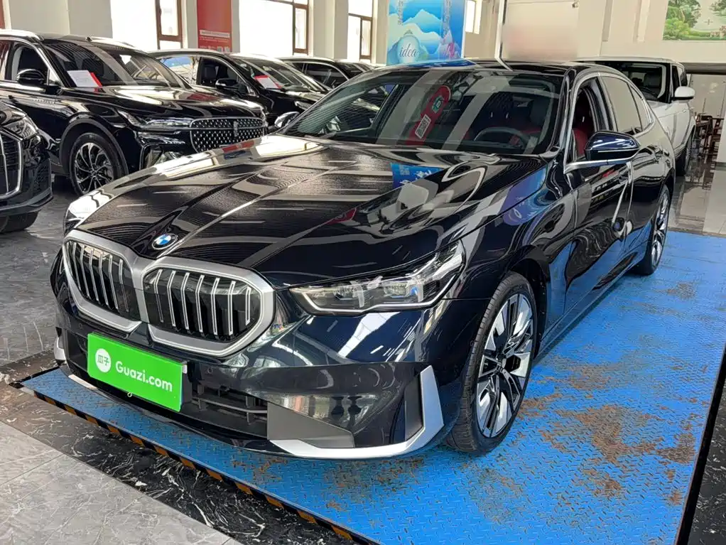 BMW 5 Series 2024
