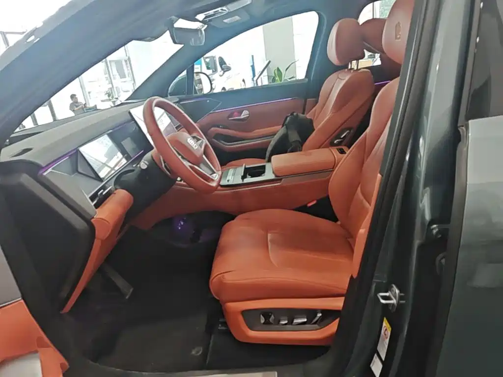 BYD Tang L 2025 — фото 15