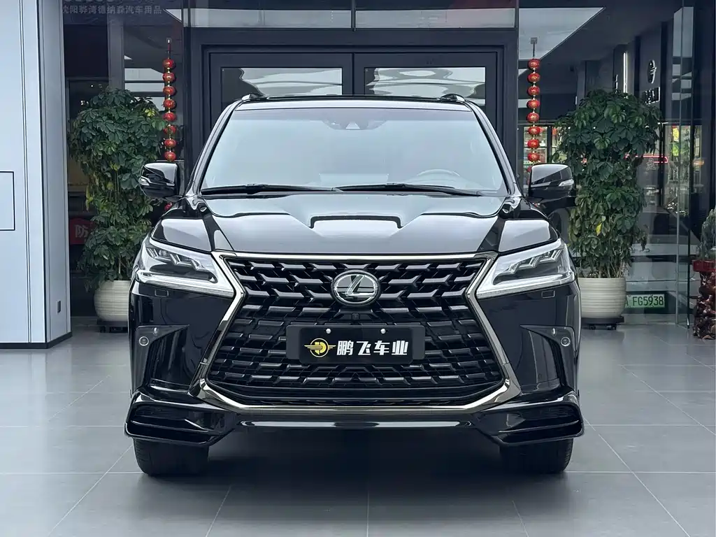 Lexus LX 2023 — фото 2