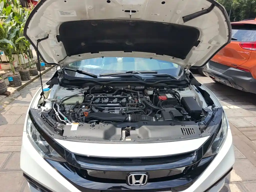 Honda Civic 2020 — фото 16