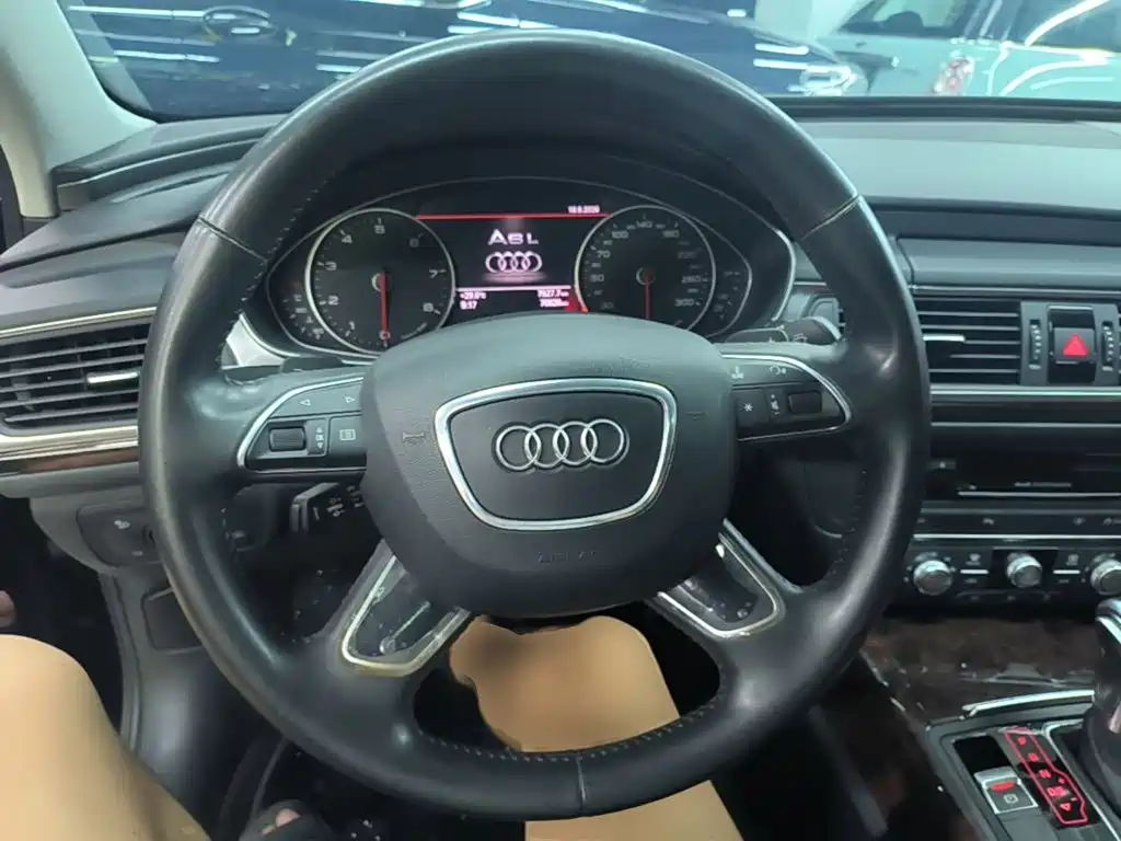 Audi A6L 2016 — фото 11