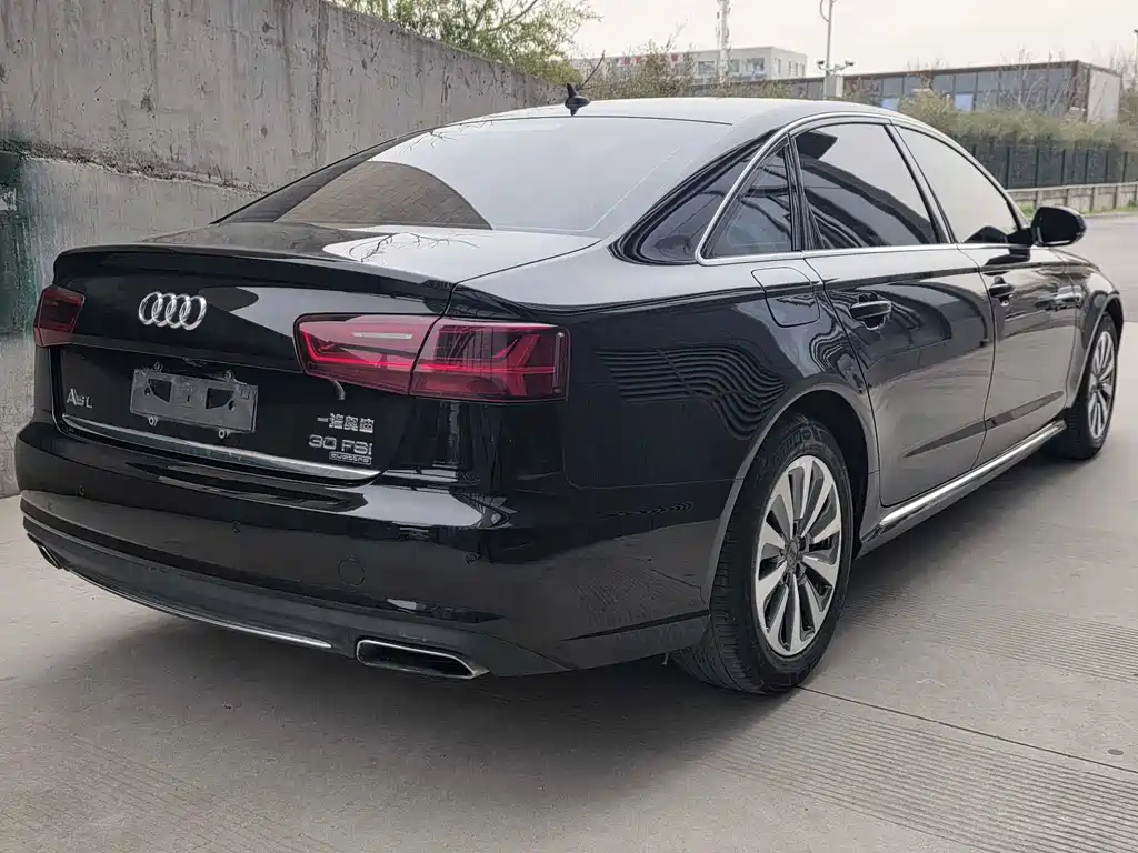 Audi A6L 2016 — фото 14
