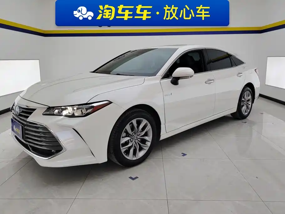 Toyota Avalon 2021 — фото 1