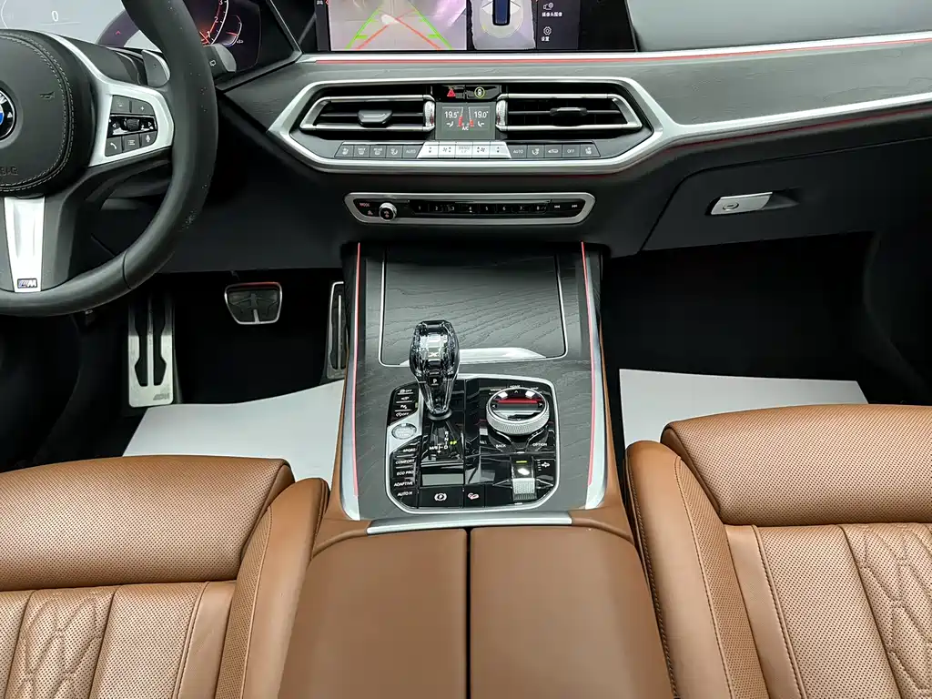 BMW X7 2021 — фото 12