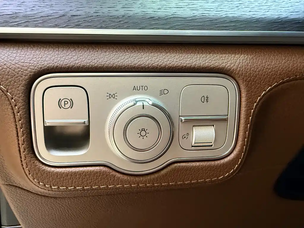 Mercedes-Benz GLS 2025 — фото 25