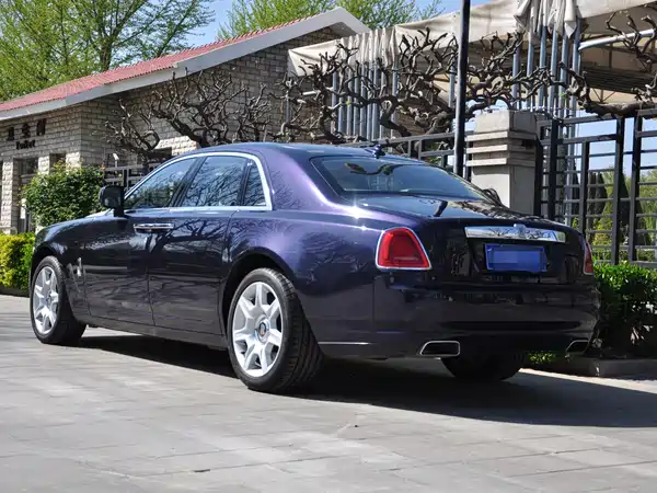 Rolls-Royce Ghost 2010