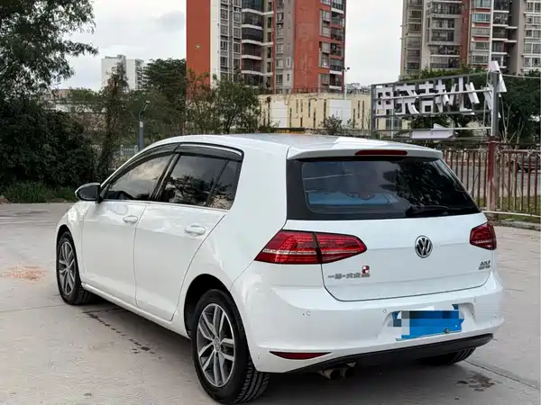 Volkswagen Golf 2016