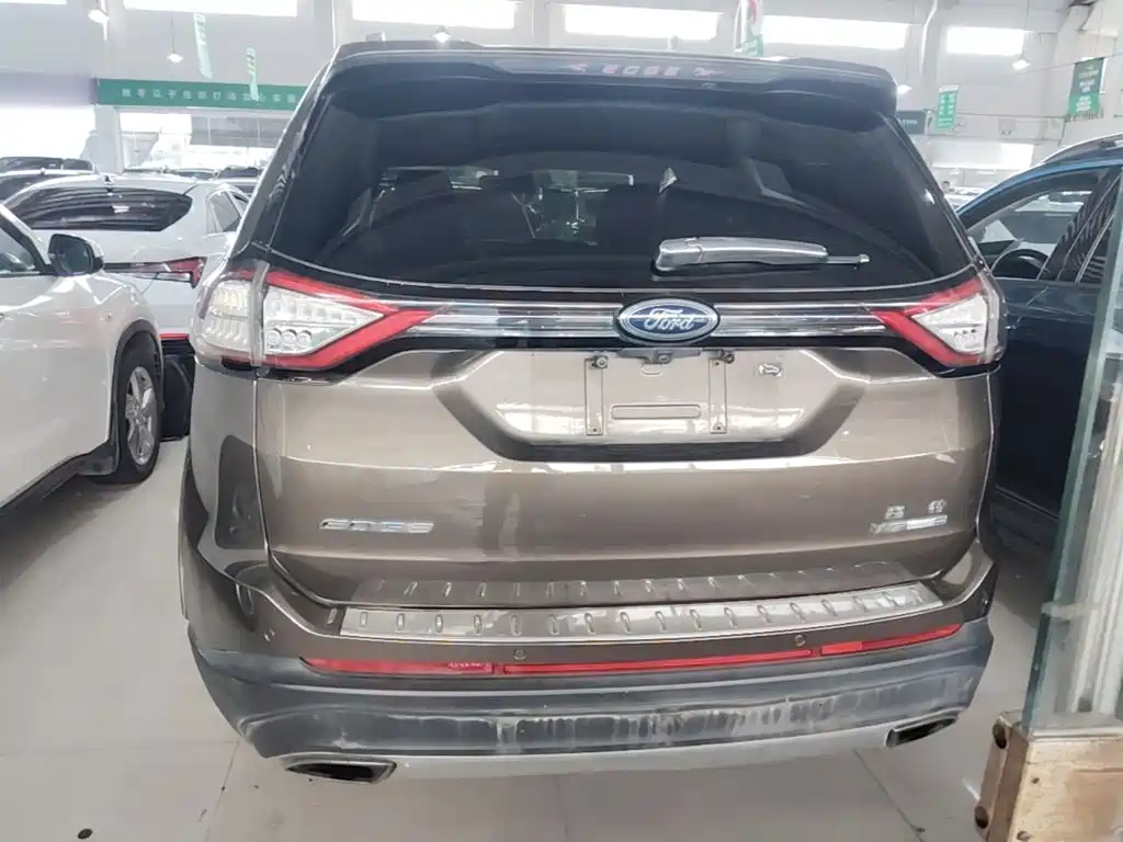 Ford Edge 2015 — фото 6