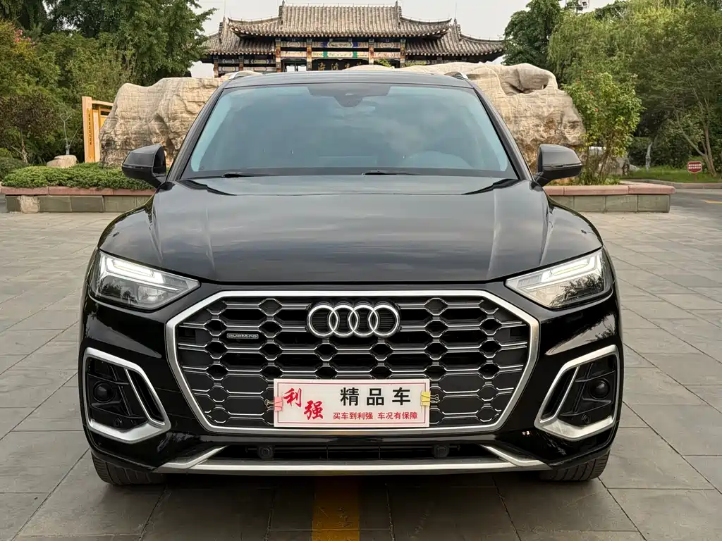 Audi Q5L 2023 — фото 2