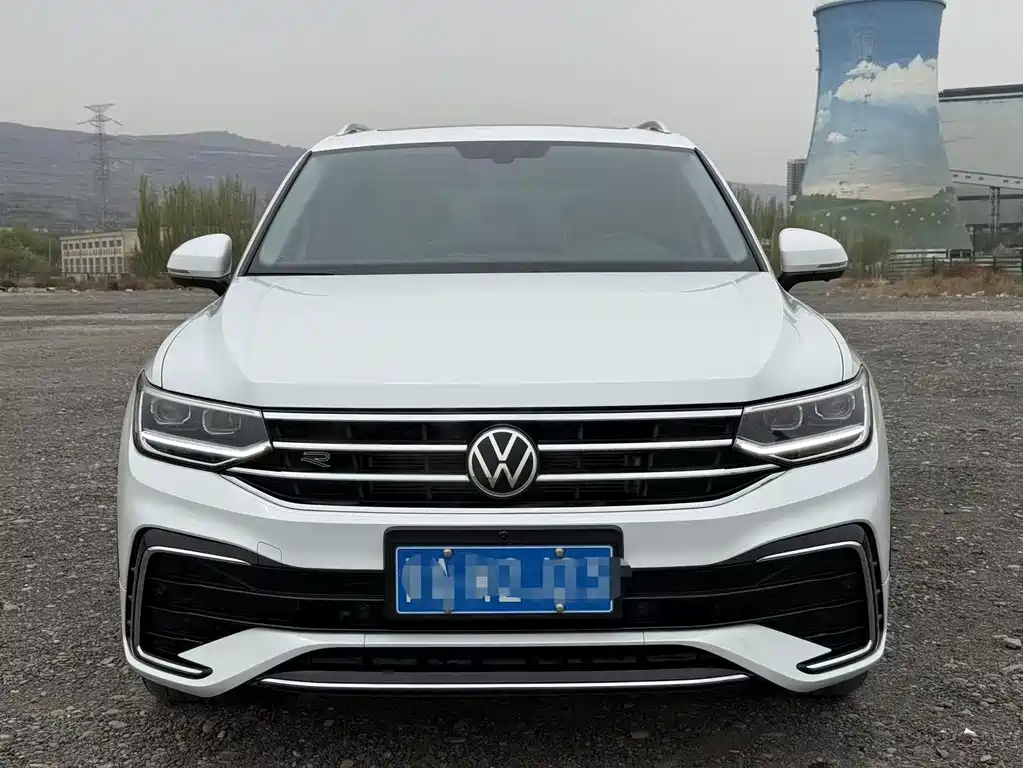 Volkswagen Tiguan L 2024 — фото 2